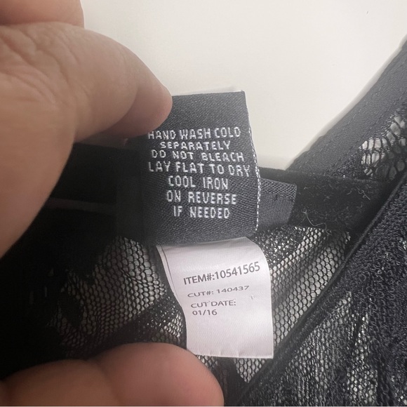 Torrid Satin With Lace Trim Blouse black size 4XL. - Picture 10 of 11